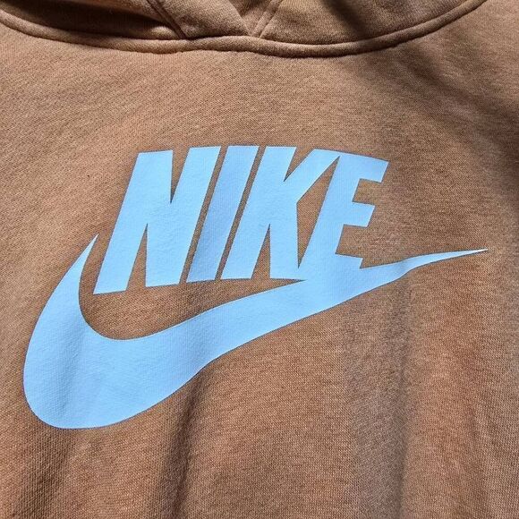 Nike Sportswear Club Fleece Oversized Crop Graphic Hoodie Orange Sherbert - Picture 3 of 6